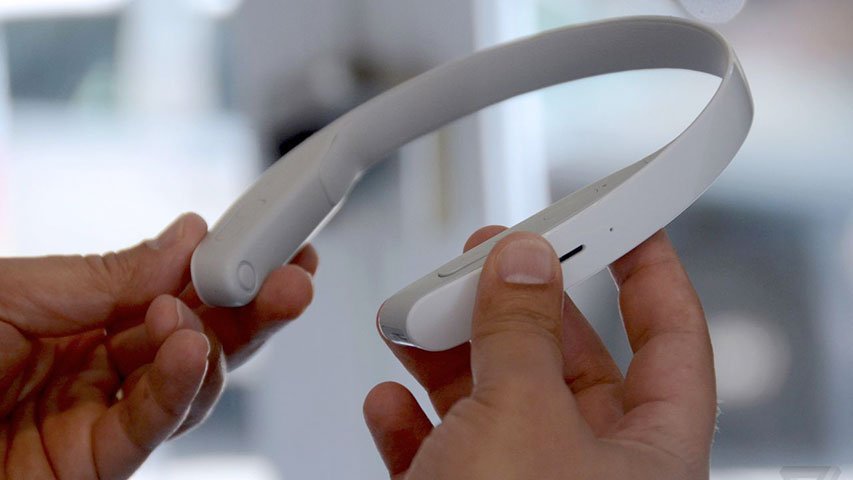 Sony's New Futuristic Headphones Wont Touch Your Ears